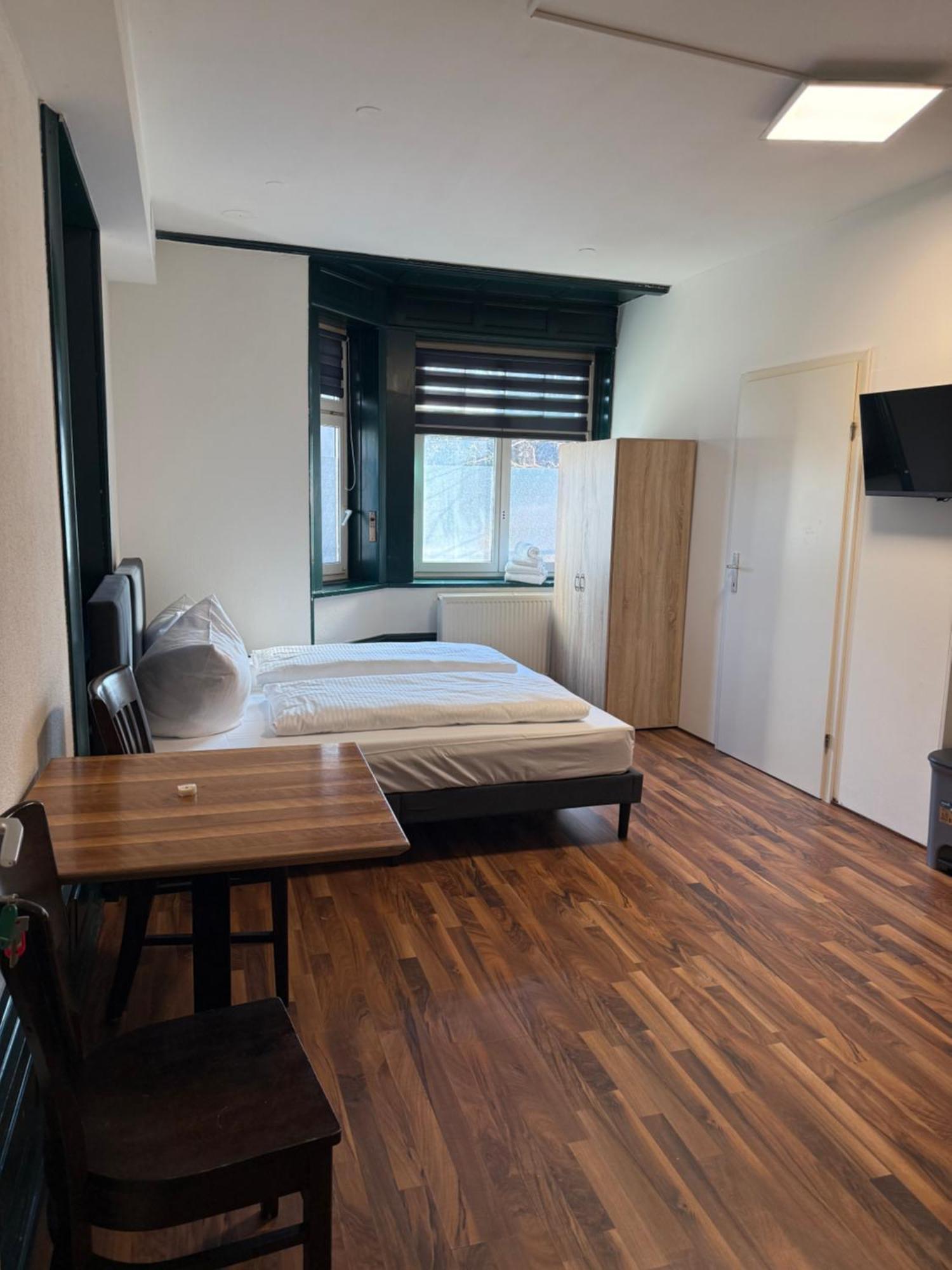 Crown Living Villa Blumenau Studios, Smarttv, Parkplatz Lustenau Exterior foto