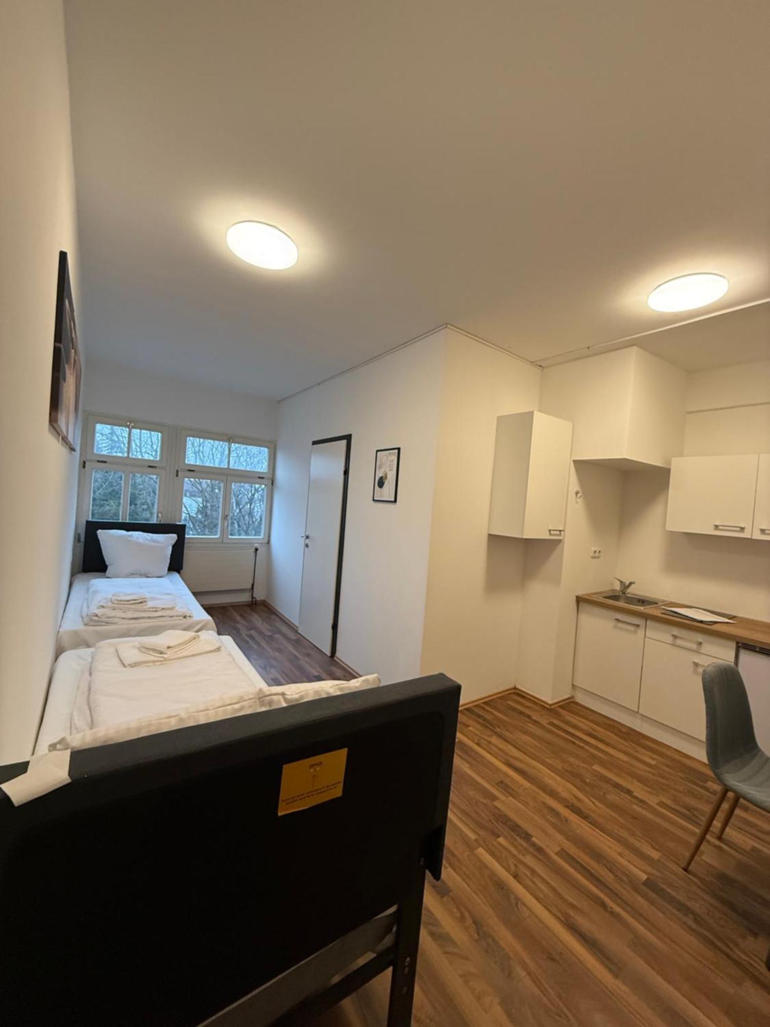 Crown Living Villa Blumenau Studios, Smarttv, Parkplatz Lustenau Exterior foto