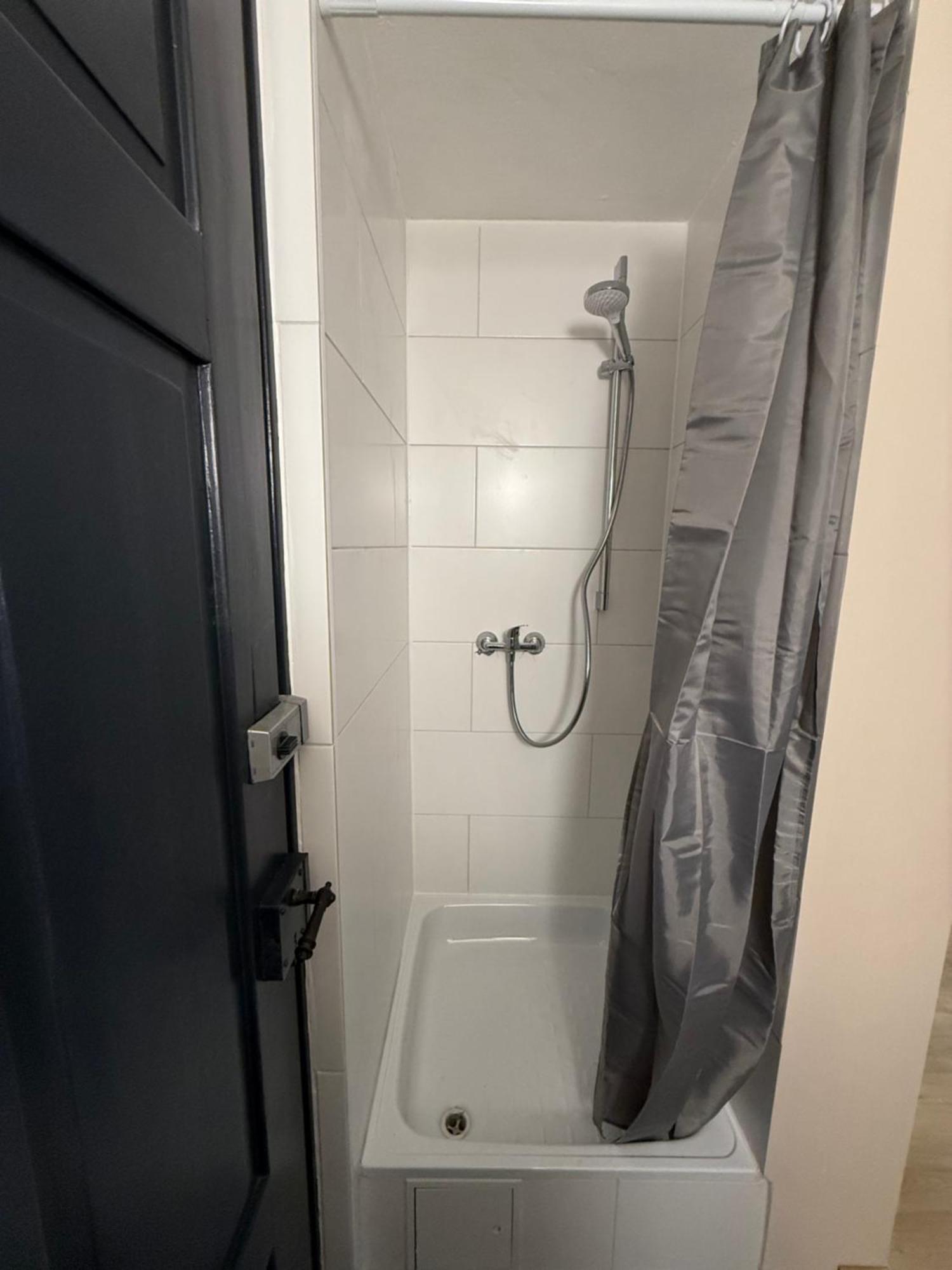 Crown Living Villa Blumenau Studios, Smarttv, Parkplatz Lustenau Exterior foto