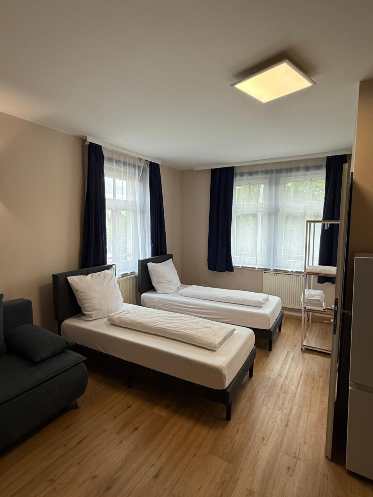 Crown Living Villa Blumenau Studios, Smarttv, Parkplatz Lustenau Exterior foto